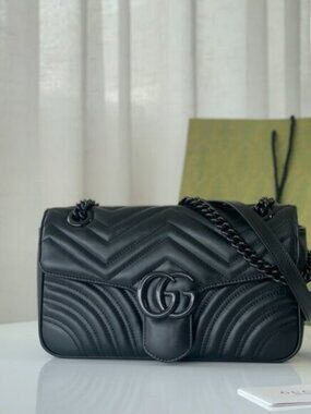 GUCCI Black Leather GG Marmont Shoulder Bag